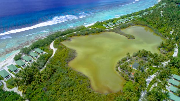 Golden Atoll Resorts in Maldives Huvadhoo Lagoon Paradise