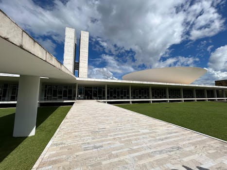 Brazilian Highlands Modernist Glass Mansions