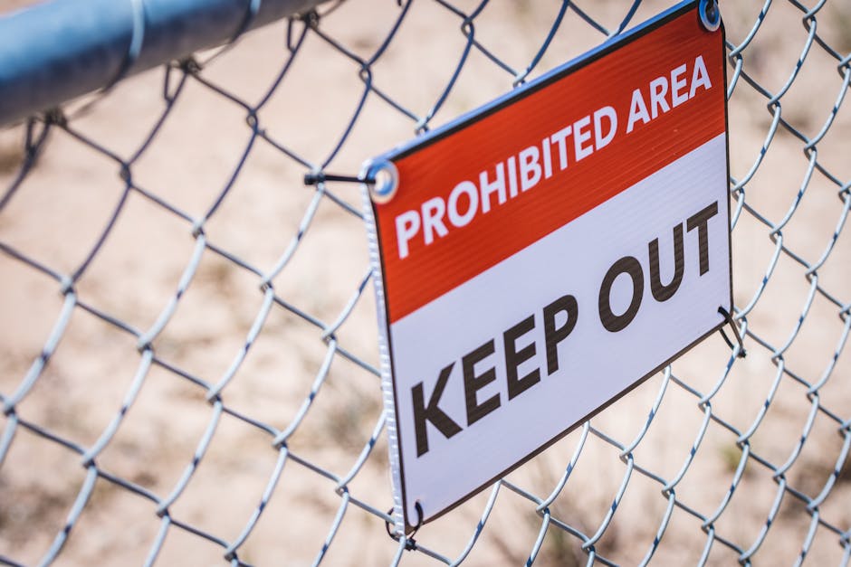 Snow-Covered Private Domains in Restricted Alpine Zones
